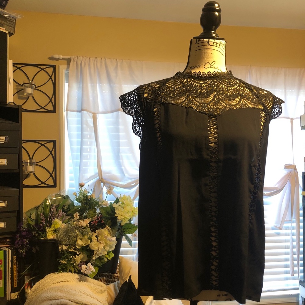 Lace embellished black blouse SZ Large